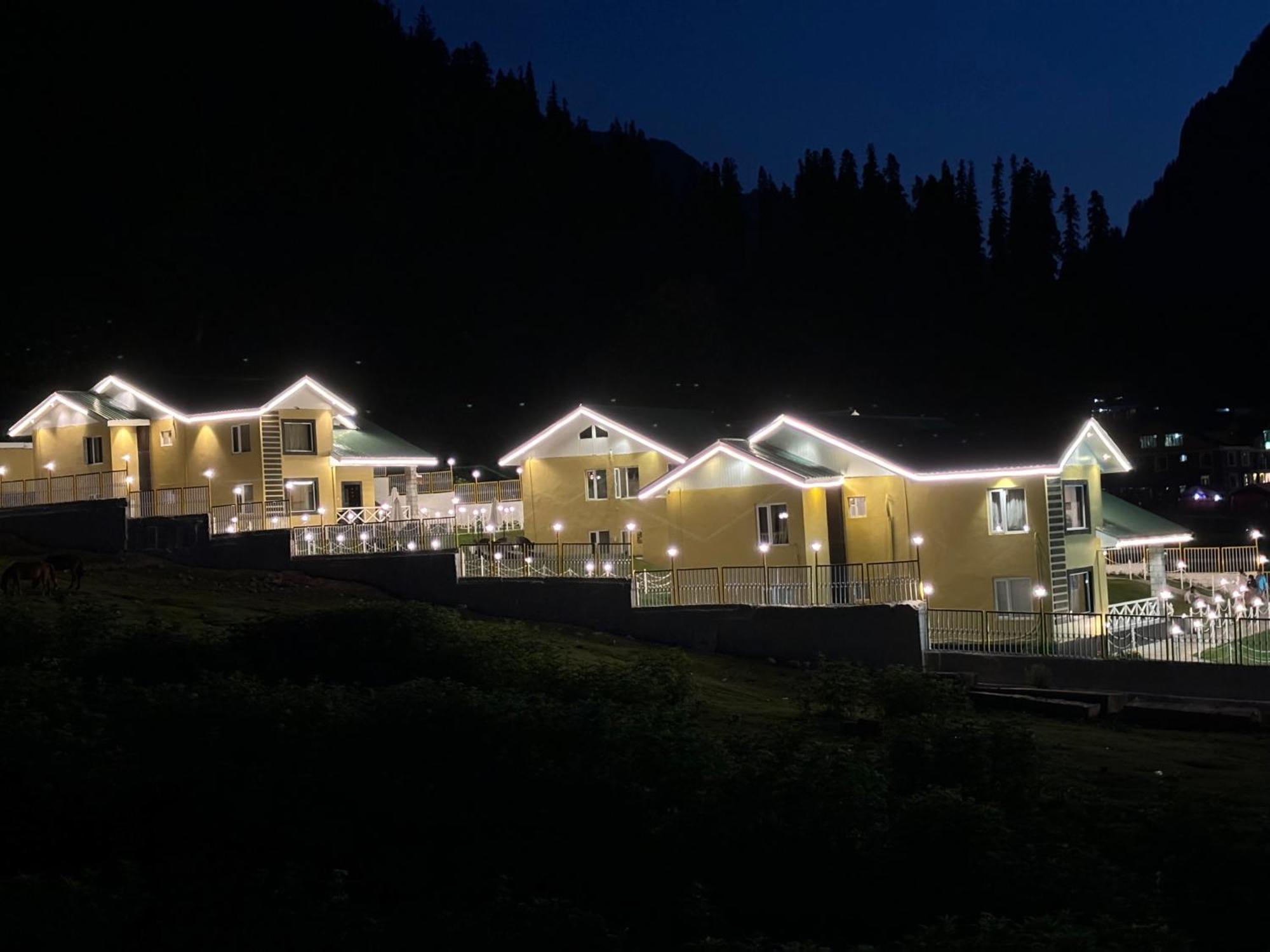 Arco Hotels & Resorts Sonāmarg Buitenkant foto